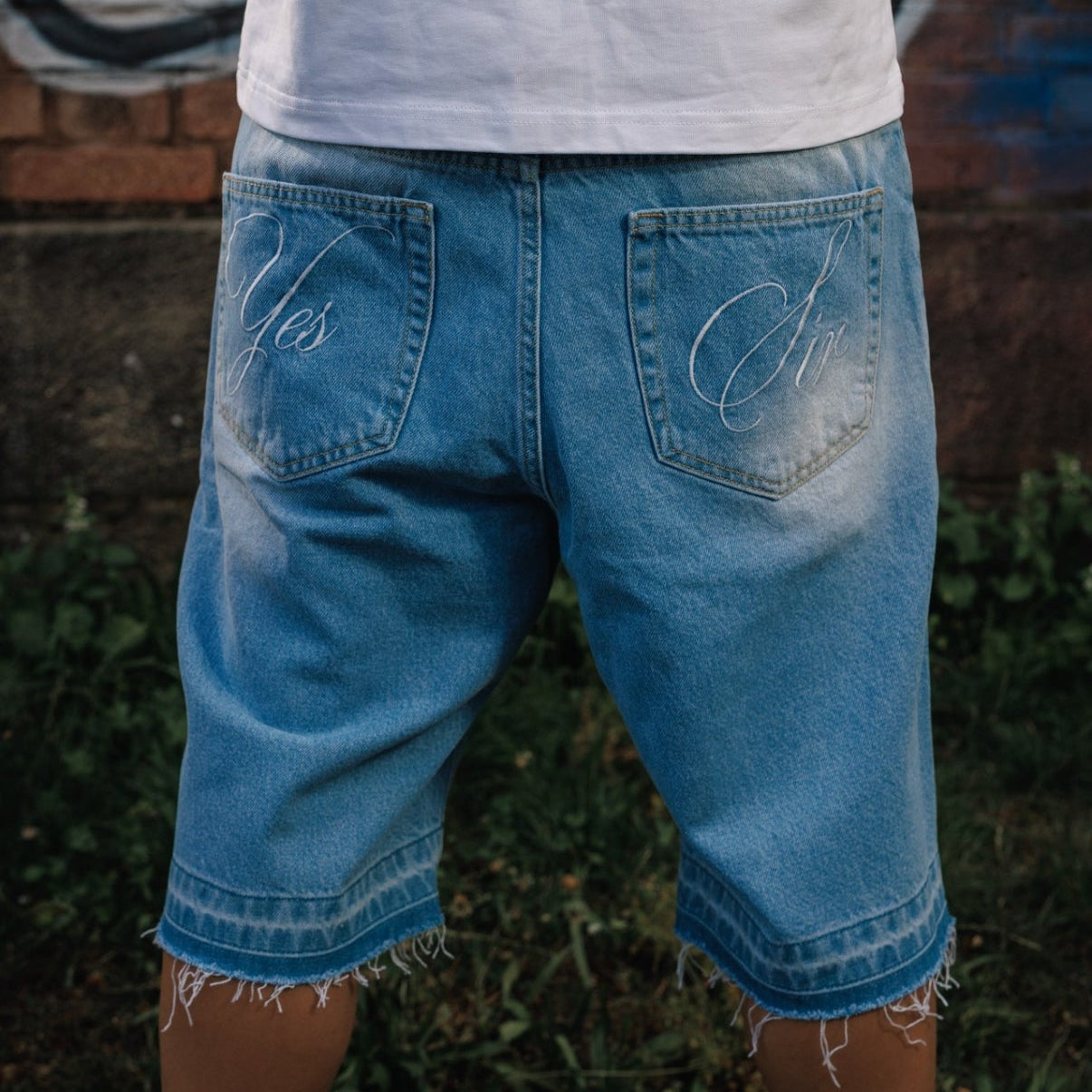 "YES SIR" WASHED LIGHT BLUE JORTS